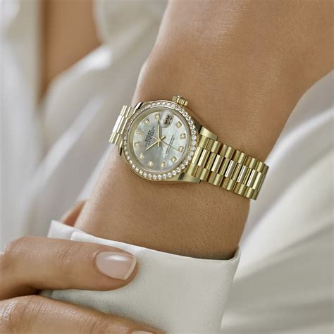 rolex 28mm on wrist|rolex lady datejust 28 mm.